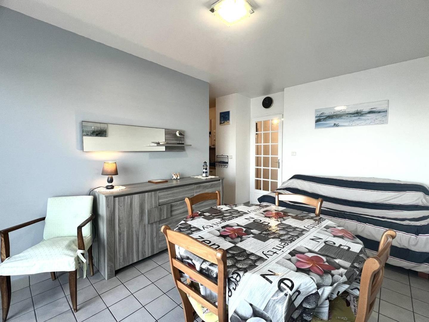 514 - Appartement 1 Chambre Vue Mer En Bordure De La Plage Du Centre D'Erquy Ngoại thất bức ảnh